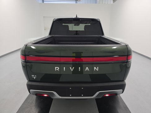 Used 2024 Rivian R1T Adventure AWD/4WD image 4