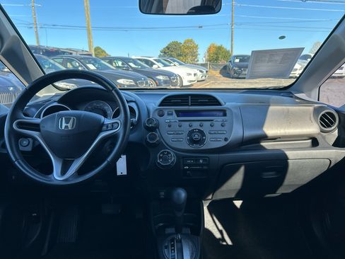 Used 2011 Honda Fit Sport image 19