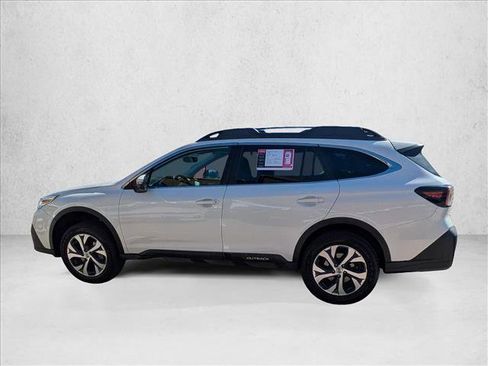 Used 2020 Subaru Outback Limited image 8