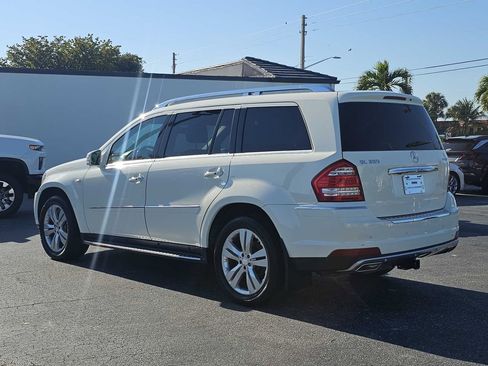Used 2012 Mercedes-Benz GL 320 BlueTEC 4MATIC image 3