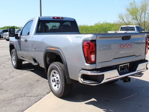 New 2025 GMC Sierra 2500 Pro w/ Convenience Package image 3