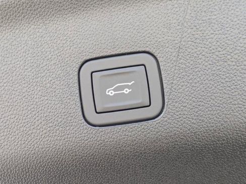 New 2026 Chevrolet Tahoe High Country image 15