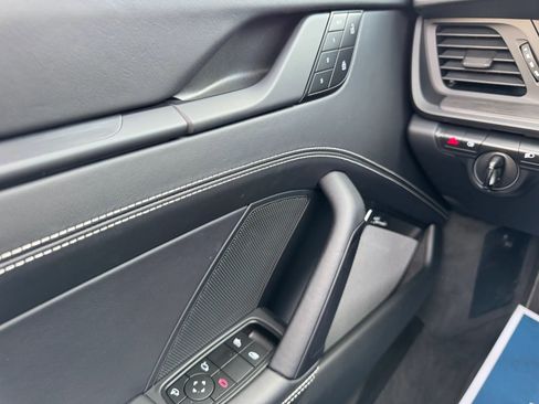 Used 2024 Porsche 911 Targa 4 GTS image 30