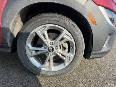 Used 2022 Hyundai Kona SEL w/ Convenience Package image 4