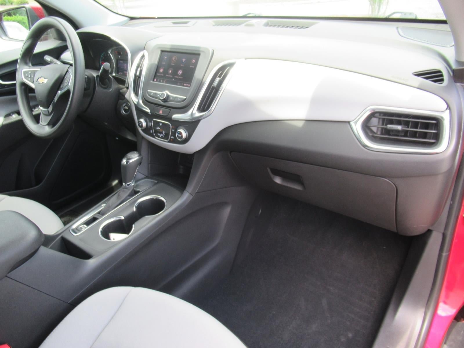 Used 2020 Chevrolet Equinox LT w/ LPO, Floor Liner Package FWD image 11