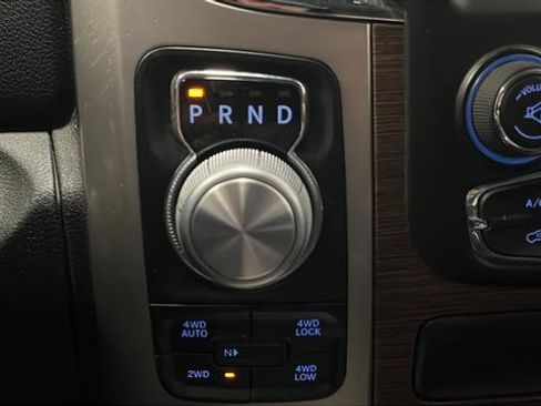 Used 2017 RAM 1500 Laramie image 21