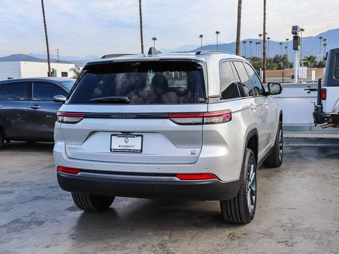New 2026 Jeep Grand Cherokee Limited AWD/4WD image 9