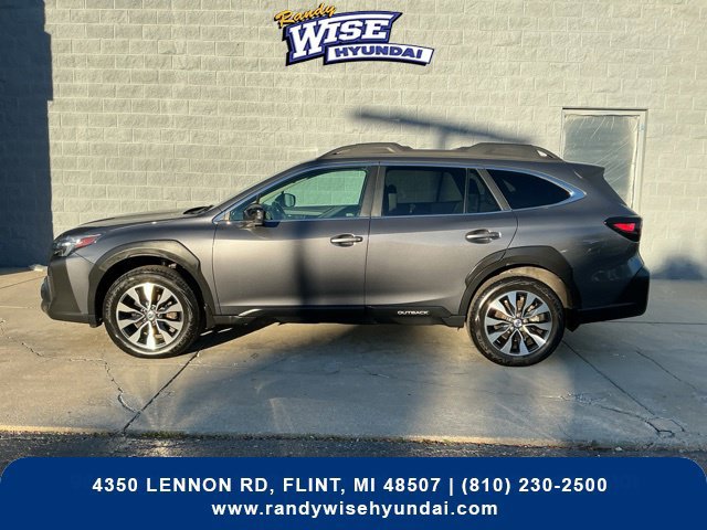 Used 2024 Subaru Outback Limited AWD/4WD image 10