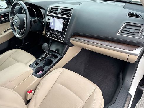 Used 2018 Subaru Outback 3.6R Limited image 39