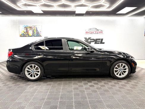 Used 2018 BMW 320i Sedan RWD image 16