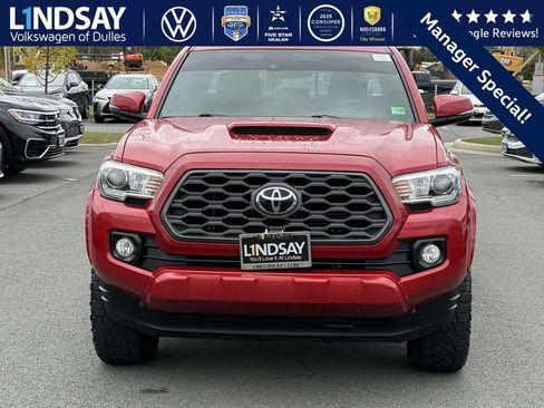 Used 2020 Toyota Tacoma TRD Sport image 2
