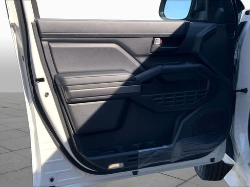 New 2026 Toyota 4Runner SR5 RWD image 10