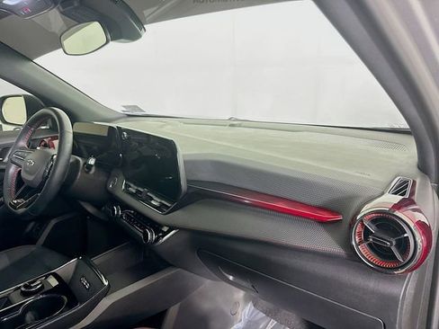 Used 2025 Chevrolet Equinox RS FWD image 31