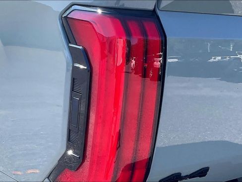 Used 2026 Toyota Tundra Limited AWD/4WD image 28