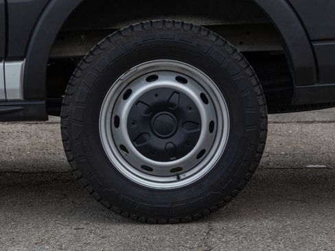 Used 2019 Ford Transit 250 Base image 35