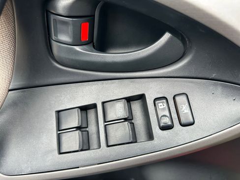 Used 2008 Toyota RAV4 4WD image 11
