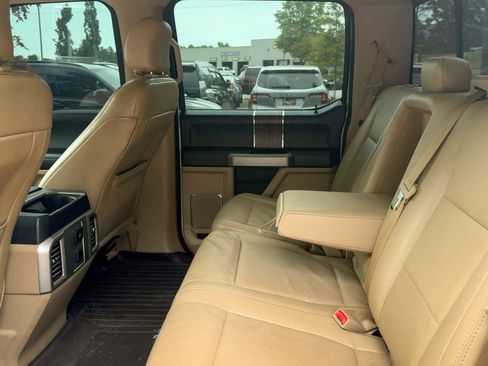 Used 2015 Ford F150 Lariat w/ Equipment Group 501A Mid RWD image 18