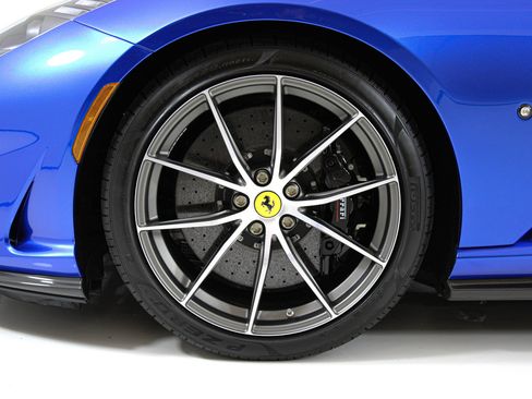 Certified 2022 Ferrari 812 GTS RWD image 57