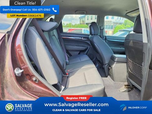 Used 2012 Kia Sorento LX w/ Convenience Pkg FWD image 15