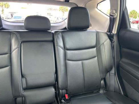 Certified 2023 Nissan Murano SL w/ Cargo Package FWD image 16
