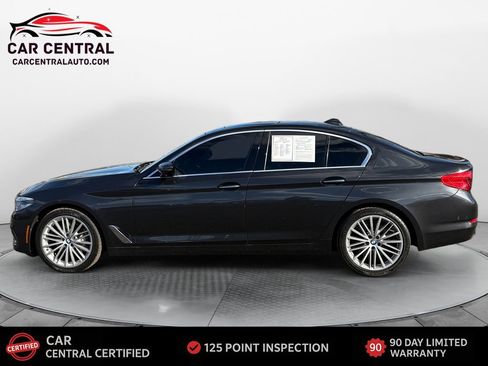 Used 2017 BMW 540i xDrive image 2