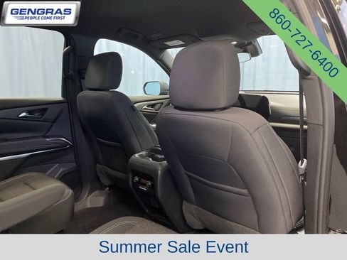 Used 2024 Chevrolet Traverse LT w/ Trailering Package AWD/4WD image 37