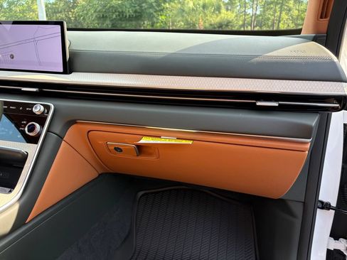 New 2026 Genesis GV80 2.5T Advanced AWD/4WD image 39