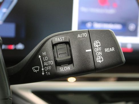 New 2026 BMW X5 M60i w/ Executive Package image 28