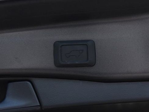 Used 2025 Toyota RAV4 XLE w/ Convenience Package AWD/4WD image 26