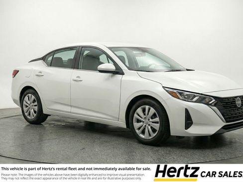 Used 2025 Nissan Sentra S FWD image 1