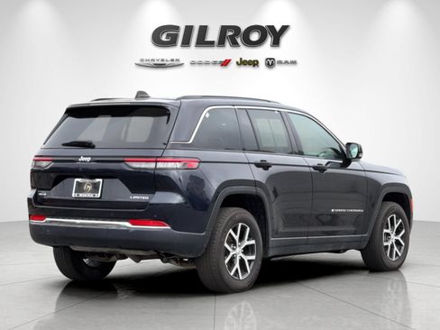 Used 2024 Jeep Grand Cherokee Limited AWD/4WD image 4