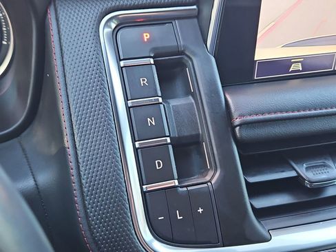 Used 2021 Chevrolet Tahoe RST image 29