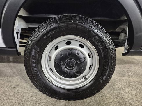 Certified 2023 Ford Transit 250 Low Roof image 5
