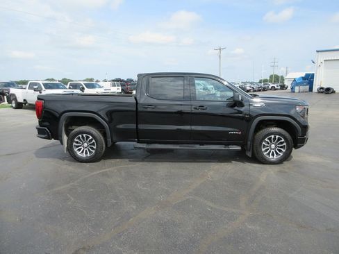 Certified 2022 GMC Sierra 1500 AT4 AWD/4WD image 4