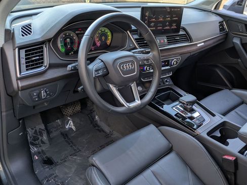 Used 2024 Audi Q5 e Premium Plus w/ Premium Plus Package image 15
