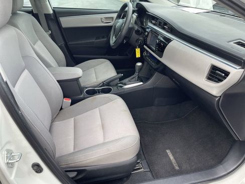 Used 2015 Toyota Corolla LE image 30