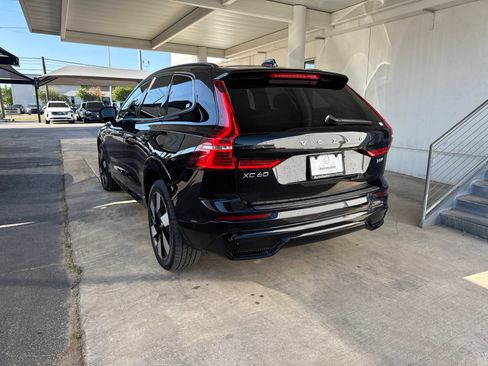 Used 2025 Volvo XC60 T8 Plus w/ Protection Package Premier AWD/4WD image 7