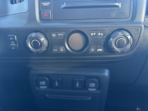 Used 2010 Honda Ridgeline RTL image 4