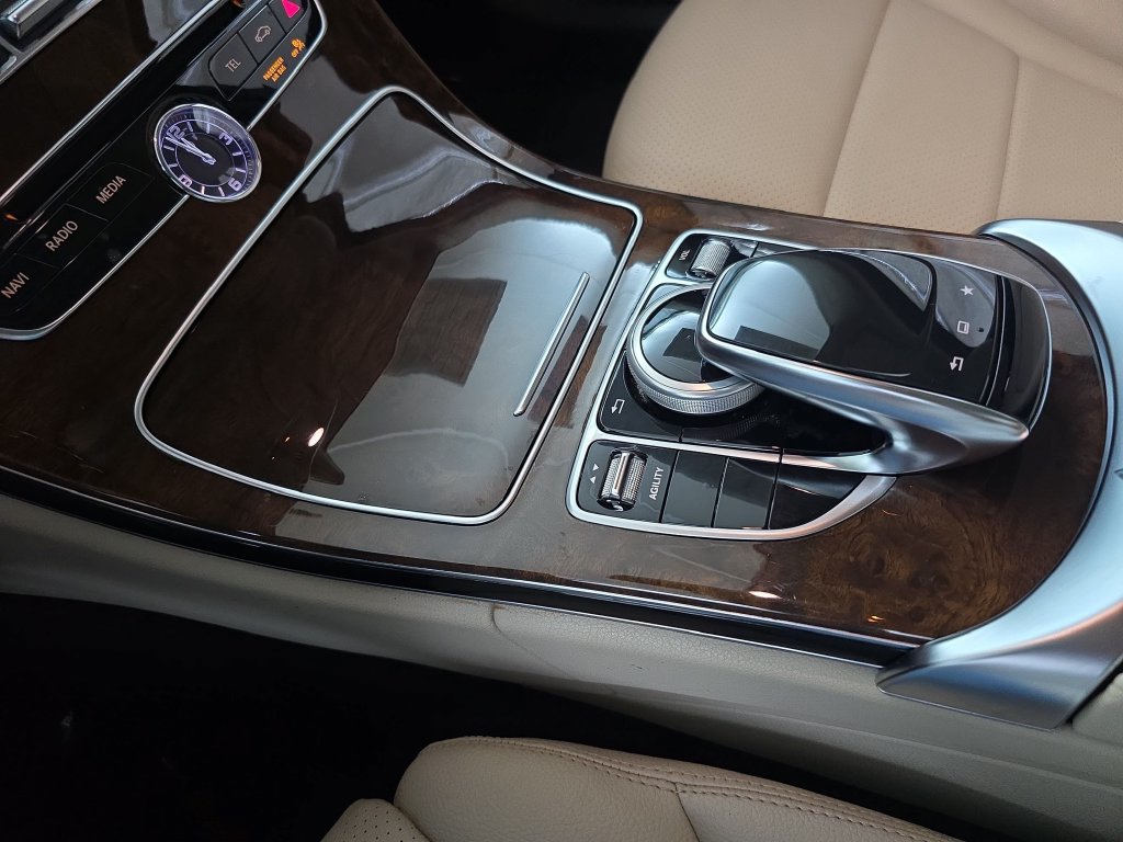 Used 2015 Mercedes-Benz C 300 4MATIC Sedan image 25