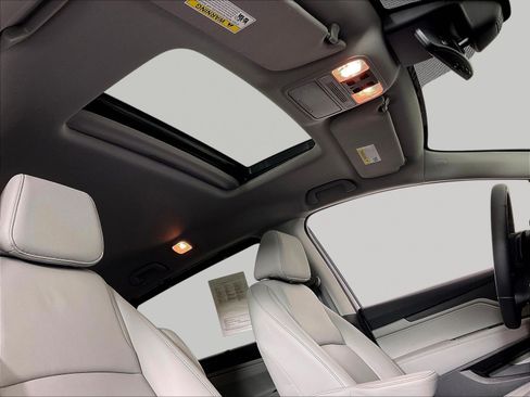 Used 2024 Honda Odyssey EX-L image 28