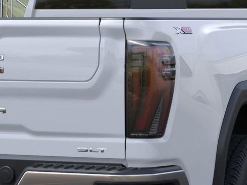 New 2026 GMC Sierra 3500 SLT w/ SLT Premium Package image 11