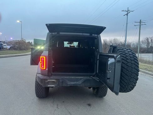 Used 2022 Ford Bronco Outer Banks image 11
