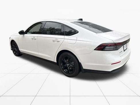 New 2025 Honda Accord SE image 6