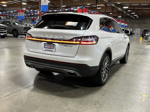 Used 2019 Lincoln Nautilus Reserve AWD/4WD image 5