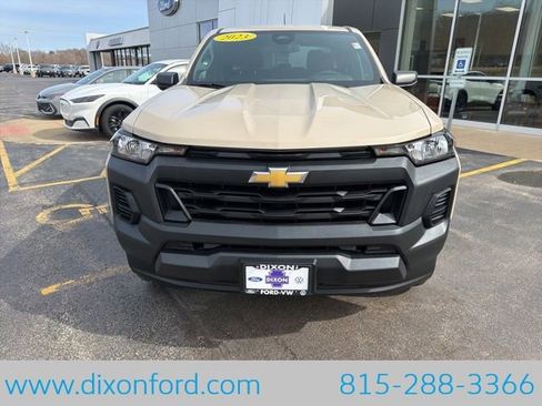 Used 2023 Chevrolet Colorado W/T image 2