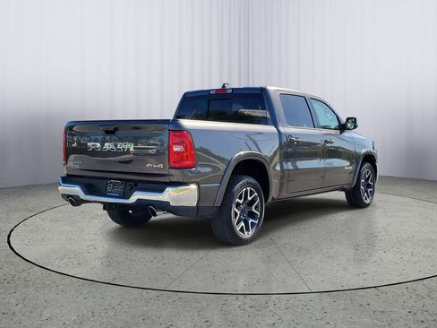Used 2026 RAM 1500 Laramie AWD/4WD image 4