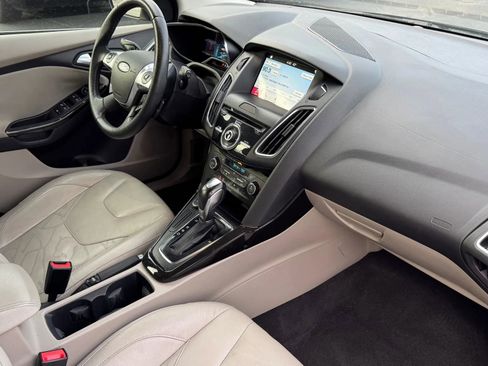 Used 2016 Ford Focus Electric Hatchback w/ Exterior Protection Package image 33