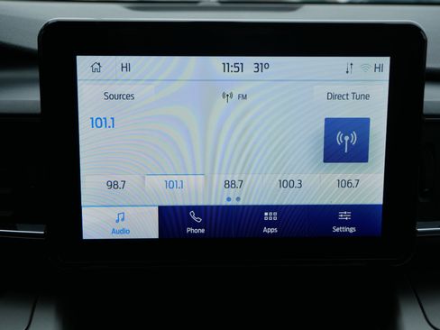 Used 2022 Ford Explorer XLT w/ Equipment Group 202A image 14