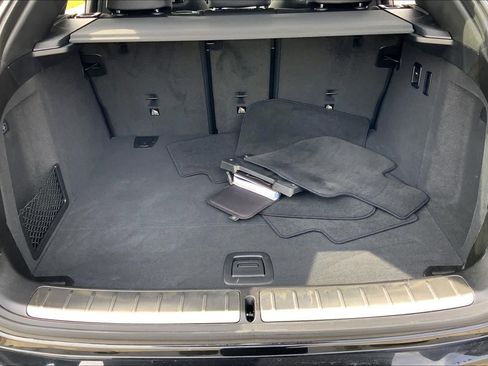 Used 2024 BMW X4 xDrive30i image 35