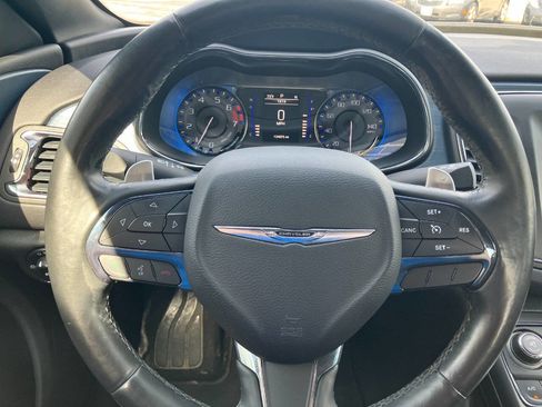 Used 2015 Chrysler 200 S w/ Comfort Group image 18